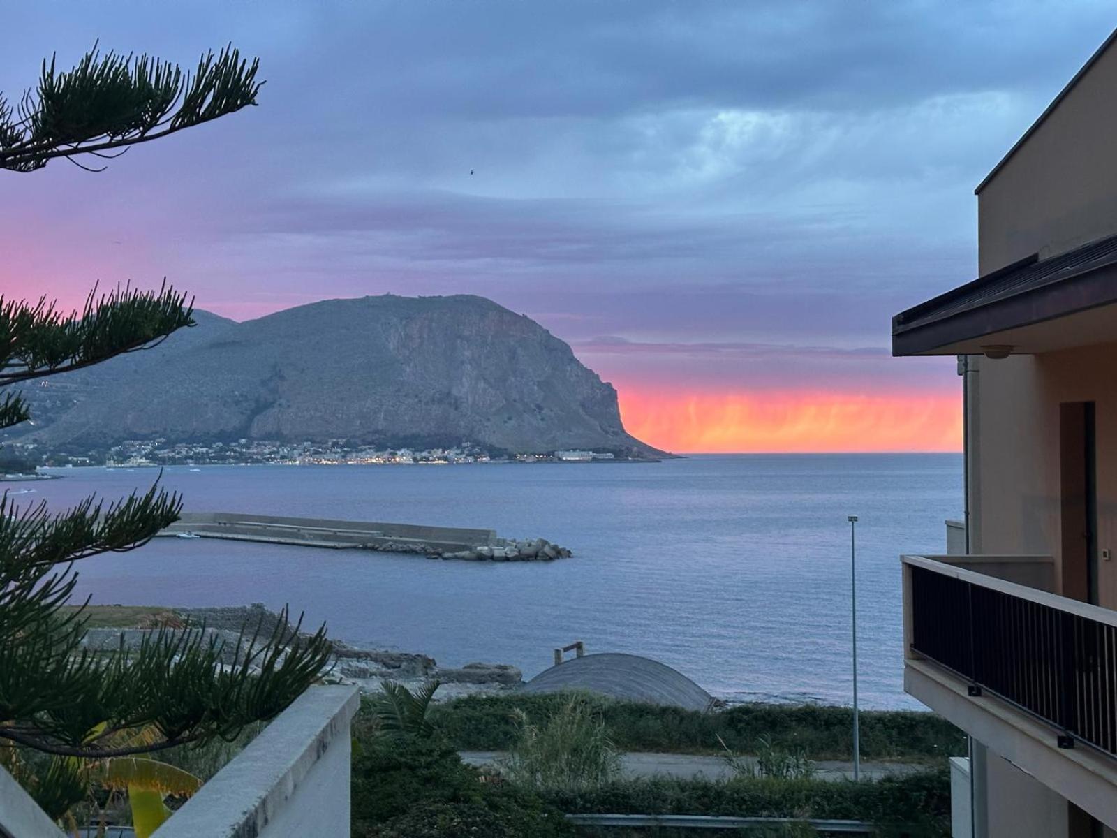 Casa Mare Giovanna ปาแลร์โม ภายนอก รูปภาพ